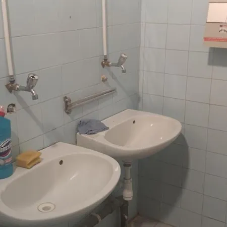 Nyugati 7. Vendeghaz Πανσιόν